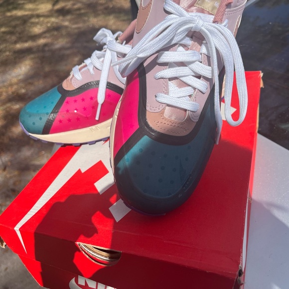 Nike Air 10.5 - Picture 4 of 5